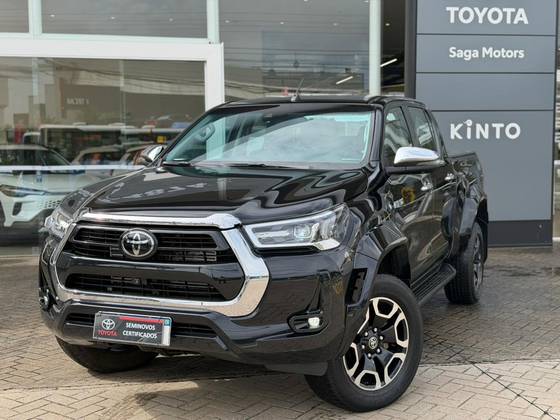 TOYOTA HILUX 2.8 D-4D TURBO DIESEL CD SRX 4X4 AUTOMÁTICO